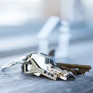 Lock Locksmith Tech Louisville, KY 502-430-2338 - residential-locksmith-service