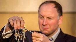 Lock Locksmith Tech Louisville, KY 502-430-2338 - unlocking-file-cabinet